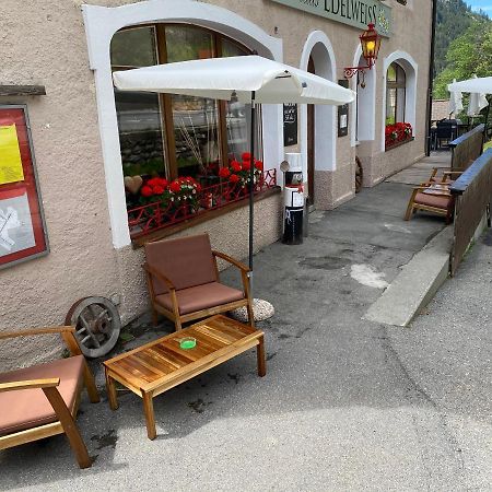 Gasthaus Edelweiss Langwies Buitenkant foto
