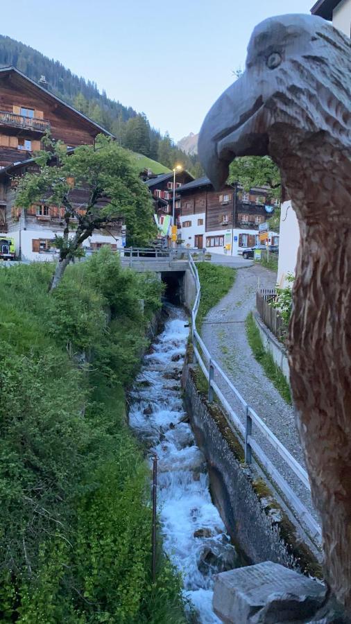 Gasthaus Edelweiss Langwies Buitenkant foto